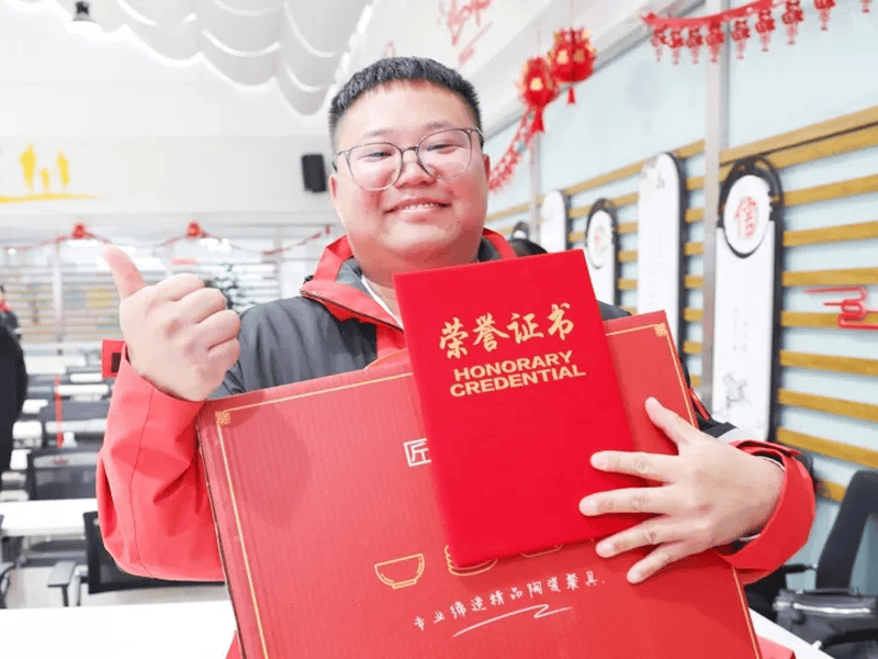 唱响时代赞歌 礼赞伟大祖国｜我司选手在迎国庆歌唱比赛中斩获二等奖！